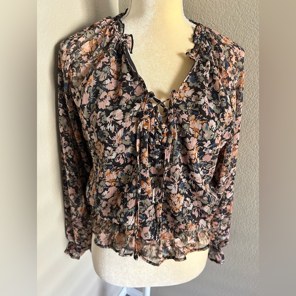 American eagle blouse size Sp